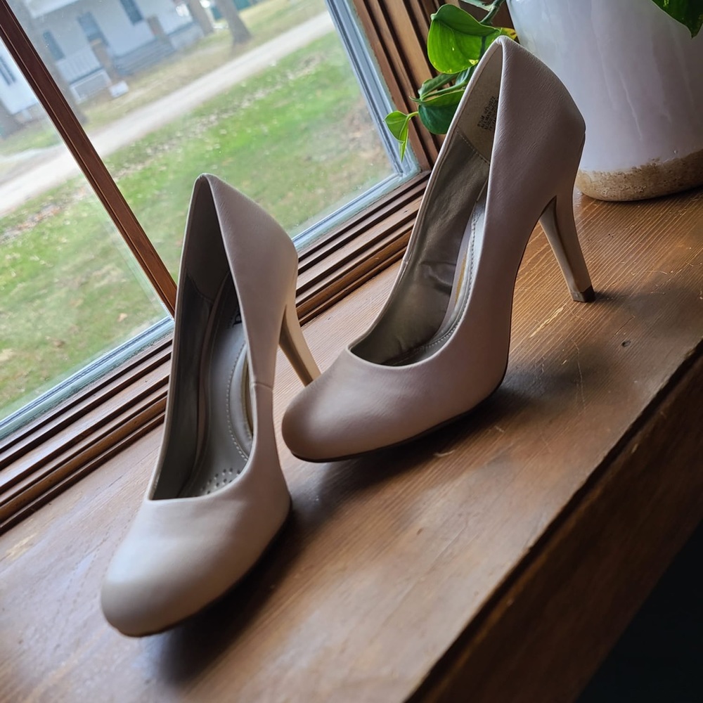a.n.a. pumps
